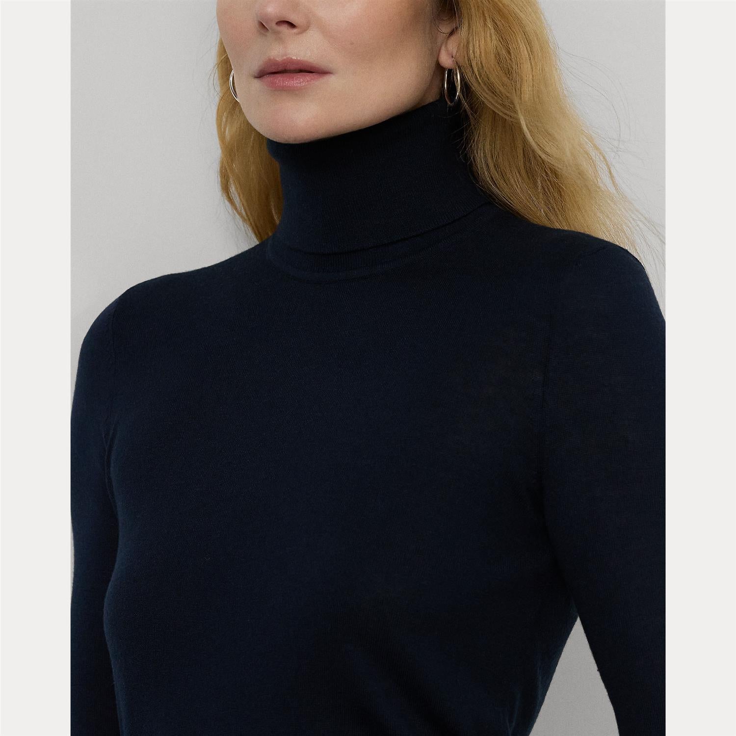 Zoe Long Sleeve Pullover