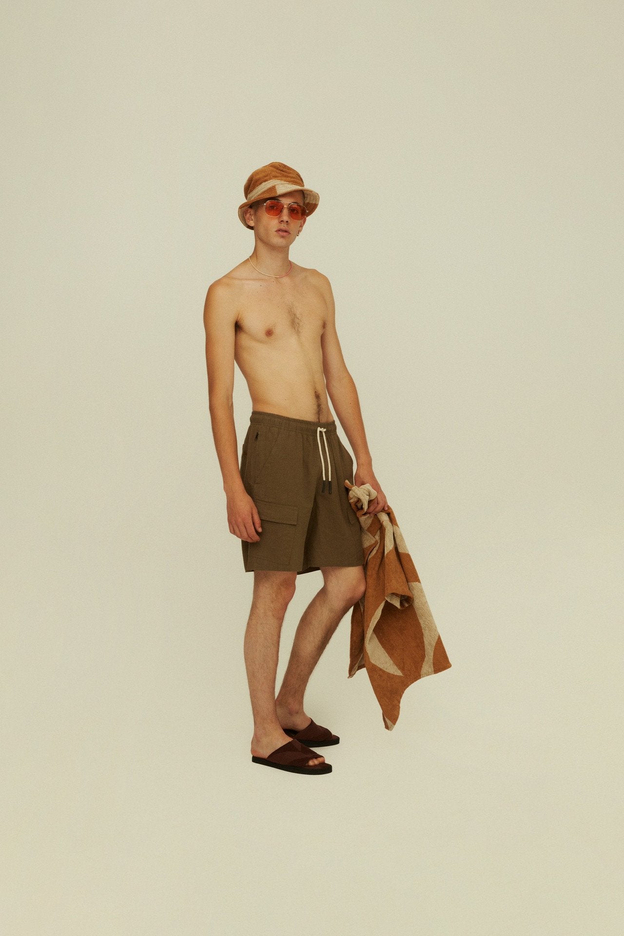 Army Cargo Linen Shorts