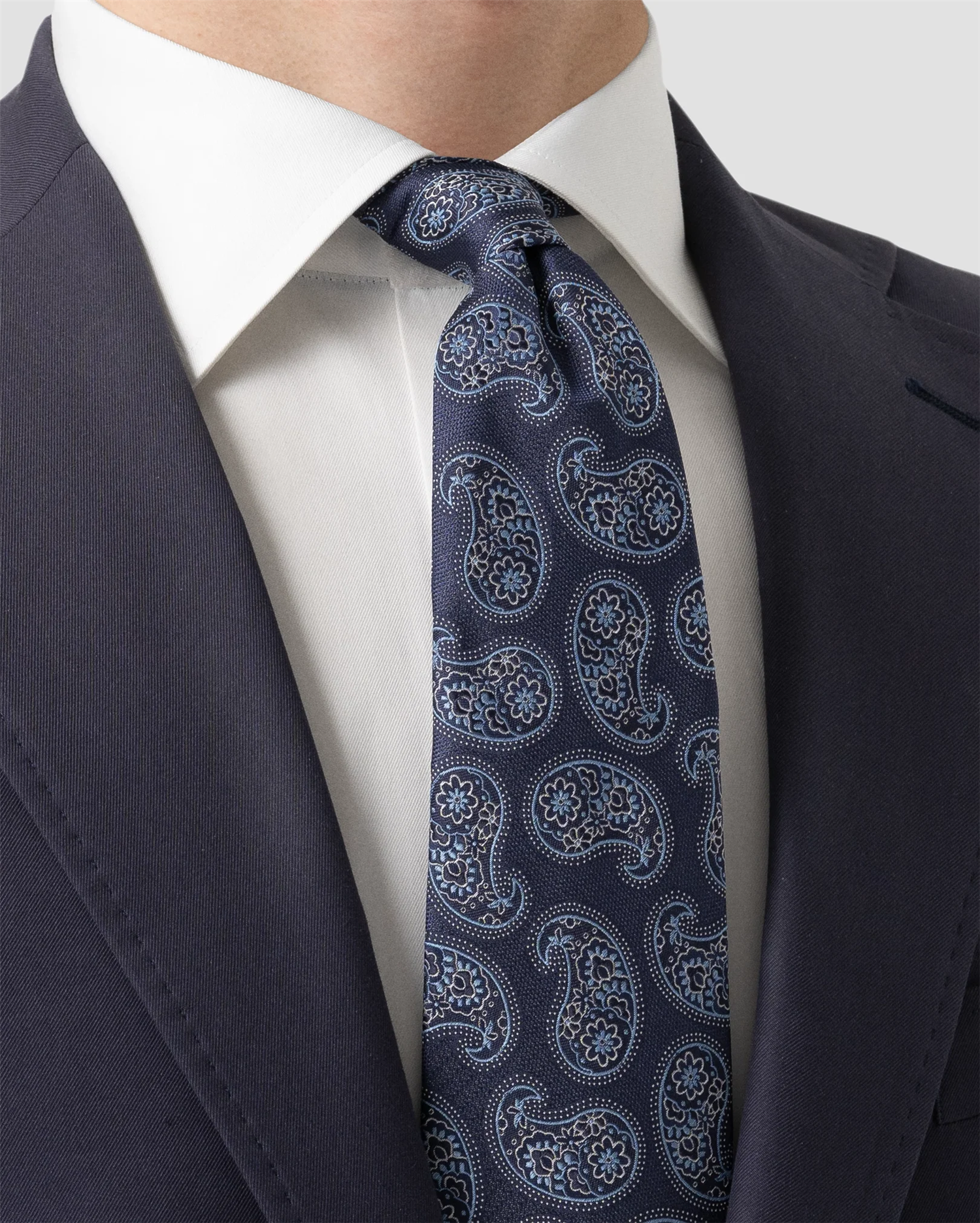 Navy Blue Paisley Woven Silk Tie