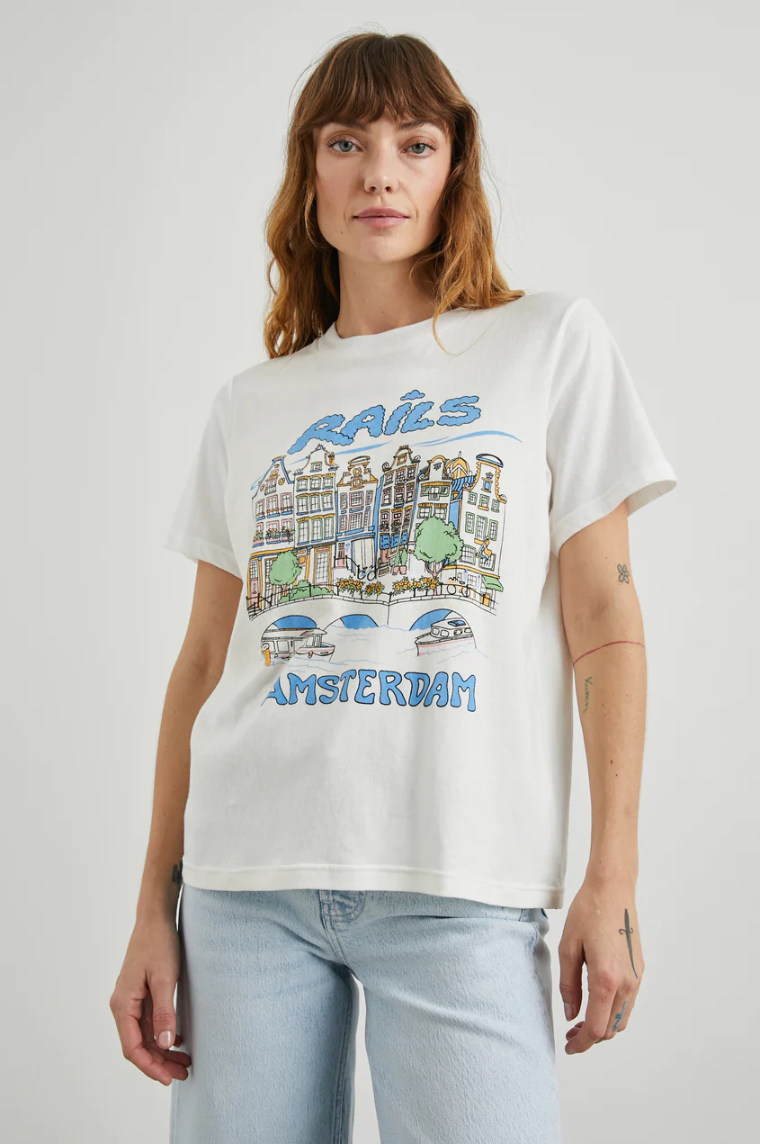 Boyfriend Tee Amsterdam